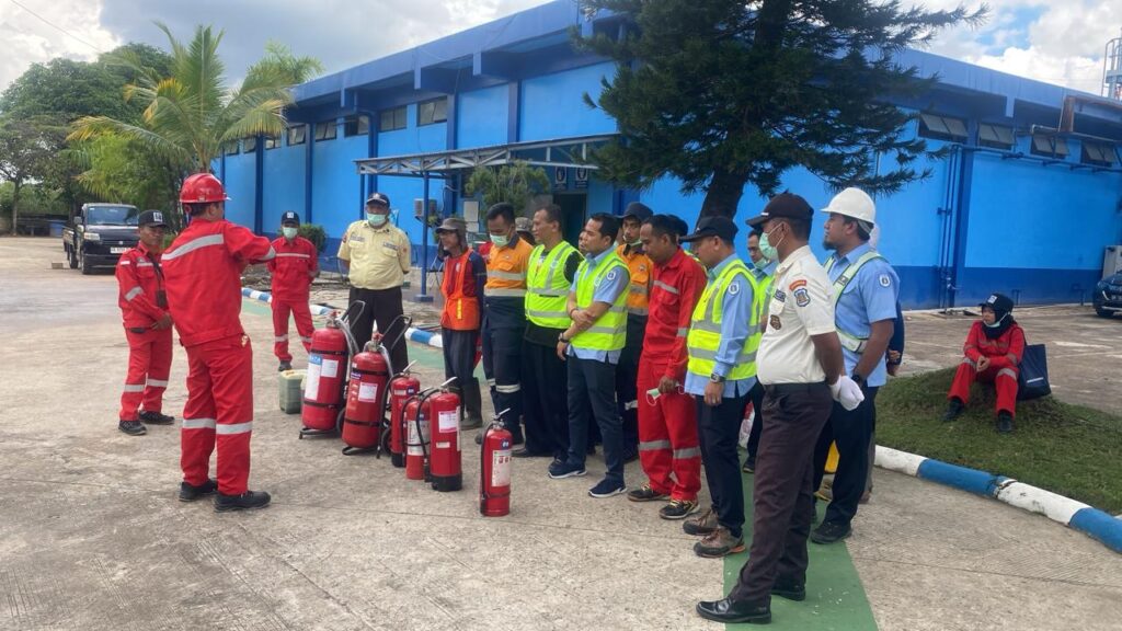 Tekan Angka Kecelakaan Kerja, PAM Bandarmasih Rutin Gelar Simulasi Tanggap Darurat